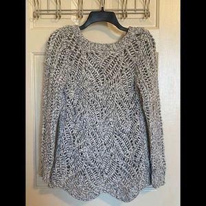 LOFT super soft and oversized grey/white sweater